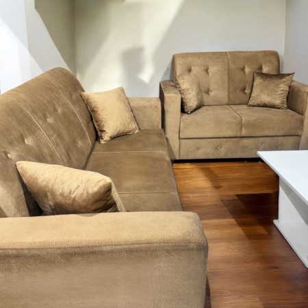 SOFA NEW ITA 3 - 2 LUGARES BEIGE + 4 ALMOHADAS + MESITA DE REGALO