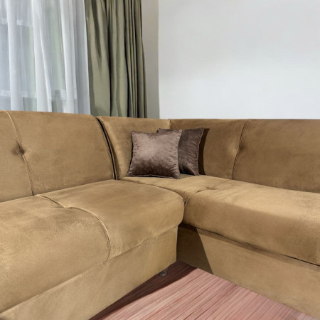 SOFA ESQUINERO VILLA ELISA BEIGE + MESA